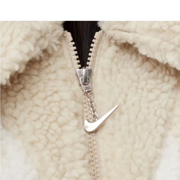 Nike Sportswear Swoosh Women's Jacket Sherpa OVERSIZED Sz Large New - Picture 8 of 9